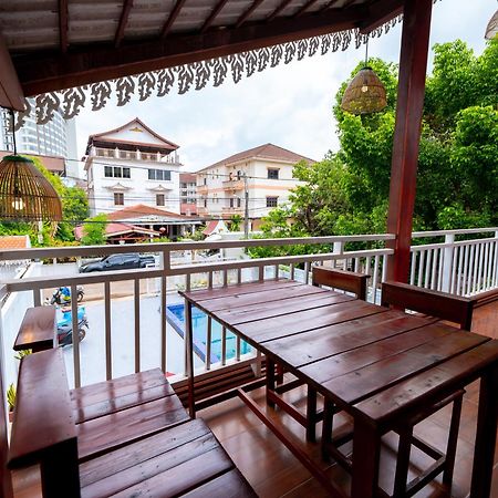 Vientiane Ruby Villa Hotel Exteriör bild